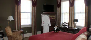 The Collins House Inn Bed & Breakfast - Image 4
