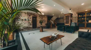 The Chandler Hotel - Image 2