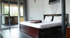 Rosanuka Beach Villa - Image 2