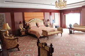 Anhua Hotel - Image 2