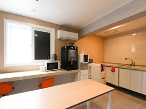 CC Business Hotel - Image 4