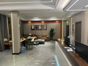 Maple Leaf Boutique Hotel - Image 5
