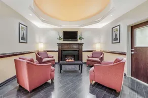 Super 8 by Wyndham Hidalgo at La Plaza Mall & Mcallen Airport - Image 2