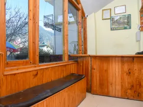 OYO 23131 Village Heart Cottage - Image 3