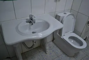 DK Hotel - Image 3