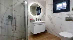Family Luxury Guest House - Image 2