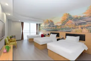 Thank Inn Plus Hotel Sichuan Neijiang Red Star Macalline - Image 3