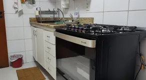 Quarto e banheiro privativos com garagem fechada em apartamento aconchegante em Jardim da Penha - Image 4