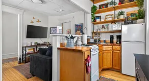 Charming 1BR Steps from Church Street - Downtown - Image 5
