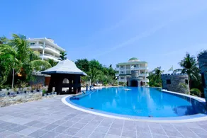 Lingganay Boracay Hotel Resort - Image 2