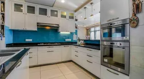 4BR apartment for Business & Medical stays near Golf Course Road Gurgaon - Image 3