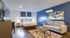Sweet Stay - Image 1