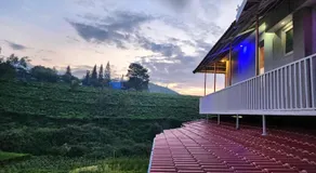 Cloud & Mist Inn-Stay with Mountain Views in Kotagiri, Near Ooty - Image 2