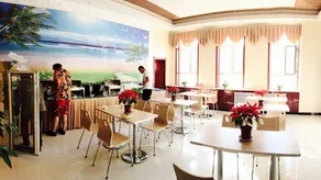 GreenTree Inn PingLiang JingNing Bus Station Business Hotel - Image 3