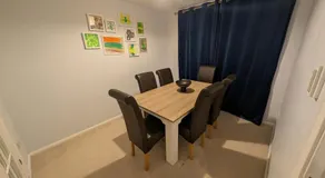 Spacious 3 bedroom house with games room - Image 4