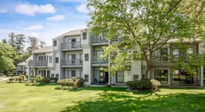 Cozy Beach Front Condo AC Beach Waterfront - Image 2