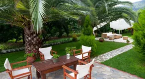Yiouli Hotel - Image 3