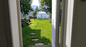 Guest House in the Garden - Image 5