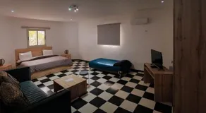 Le Patio - Image 2