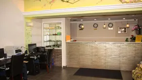 Ambassador Inn Alhambra - Image 4