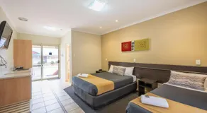 Collie Ridge Resort - Image 2