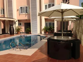 Grandbee Suites - Image 5