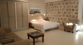 Stone House Petra - Image 2