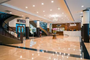 Lakeside Resort Hotel - Image 4