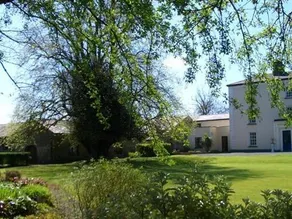 Viewmount House - Image 2