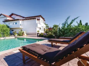 Holiday Home Villa Ksenija - Image 3