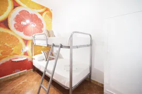 Camp Nou Guest House - Image 3