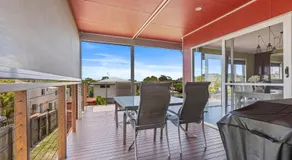 Big Red Beach House - Rainbow Beach - Wifi - Image 4