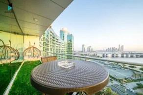 Waterfront Bliss: Luxe2BR retreat at Marsa Plaza - Image 5