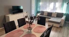 Prime Host Family Apartment - Image 3