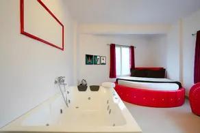 Hotel O Seven Elite - Image 2