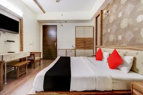 SPOT ON 4 STAR RESIDENCY - Image 2