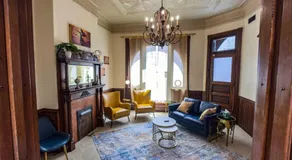 Court St Suite - Image 3