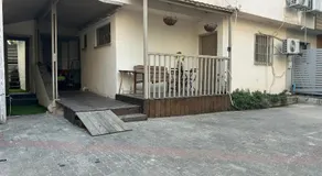 Studio with Terrace & Free Parking - Image 4