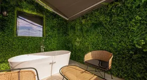 HOTEL D EDITION - Image 5