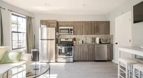 Modern Apartment in Black Rock- - Image 5