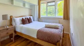 House Sleeps 5 - WiFi & Tv - Image 5