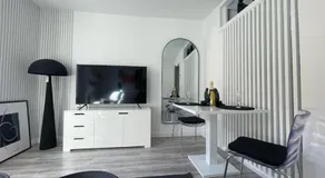 Urban Home by Unique Rooms - Image 4
