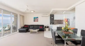2nd Avenue Apartments - Hosted by Burleigh Letting - Image 5