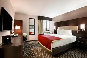 AirTrain Plaza Hotel JFK Airport - Image 2