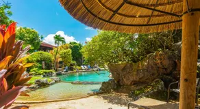 Hanalei Bay Beach Retreat with Waterfall Views - Image 2