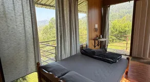 Mad & Nomad Backpackers Hostel - Image 2