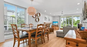 G7 - Cozy Beach Cottage - Image 5
