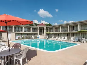 Baymont by Wyndham Lumberton NC - Image 3