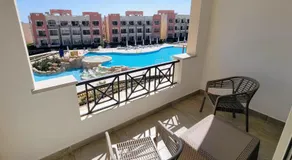 Oyster Bay Beach Resort - Luxury Serviced Condo - Image 2