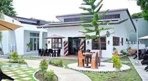 Crown of the Orient Beach Resort - Image 4